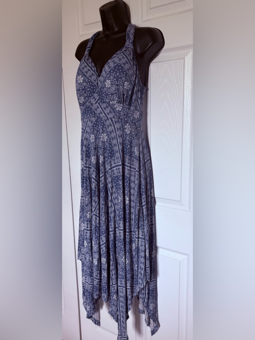 American Rag Blue and White Paisley Maxi  Dress